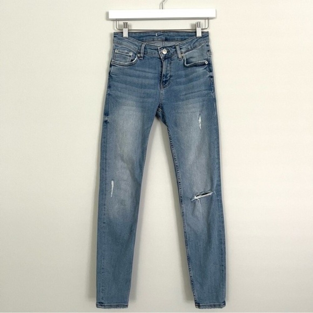 Zara Trafaluc Denimwear Light Wash Distressed Skinny Jean, EUR 34/US Size 2
